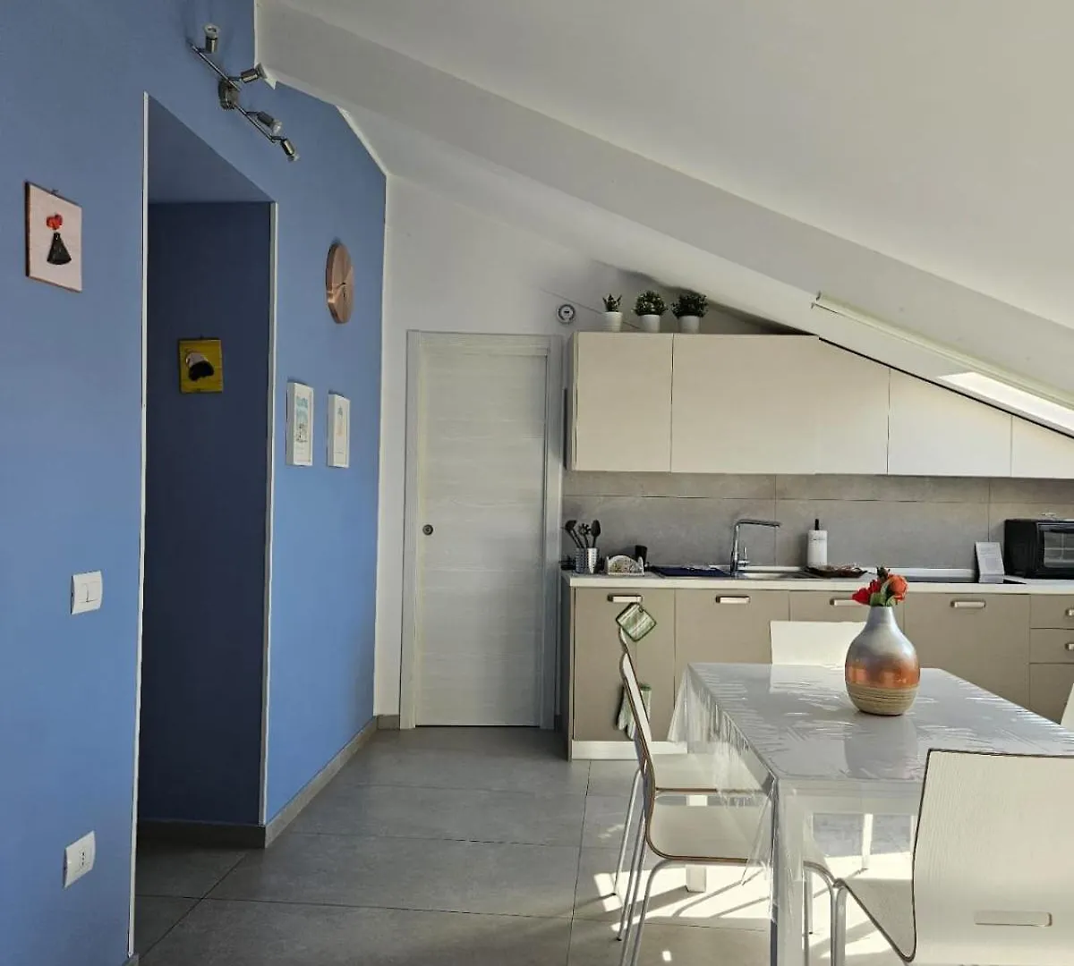 Wanda House Apartment Naples Italy